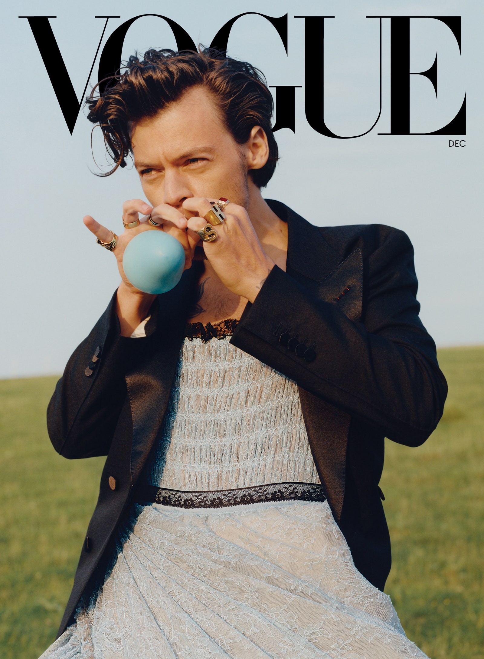  Harry Styles el primer hombre en aparecer solo en la tapa de Vogue